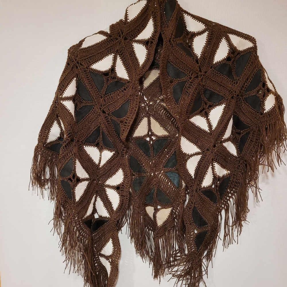 Vintage 1970's Patchwork Shawl - image 1